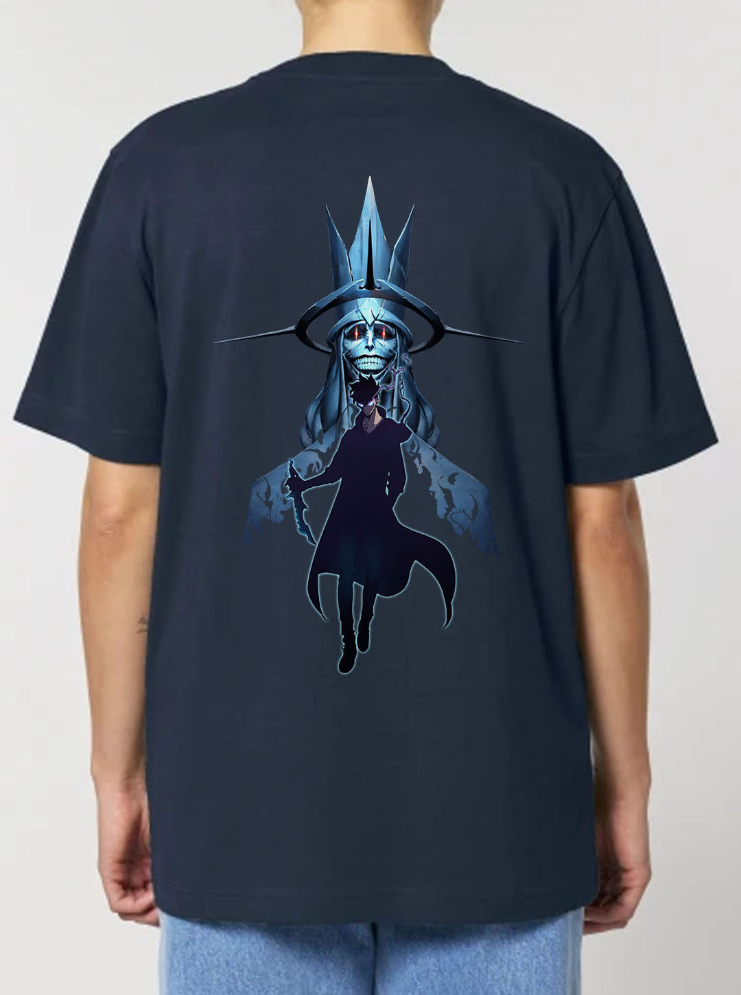 French Navy t-shirt featuring Solo Leveling in colour on front and back, made from 100% organic breathable cotton, with an oversized fit when sized up.