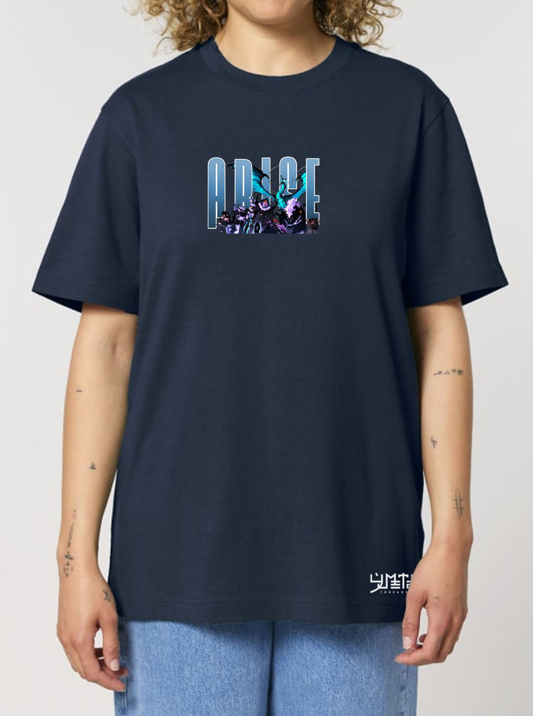 French Navy t-shirt featuring Solo Leveling in colour on front and back, made from 100% organic breathable cotton, with an oversized fit when sized up.